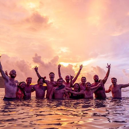 Mad Monkey Hostel Nacpan Beach (Adults Only) El Nido Eksteriør bilde