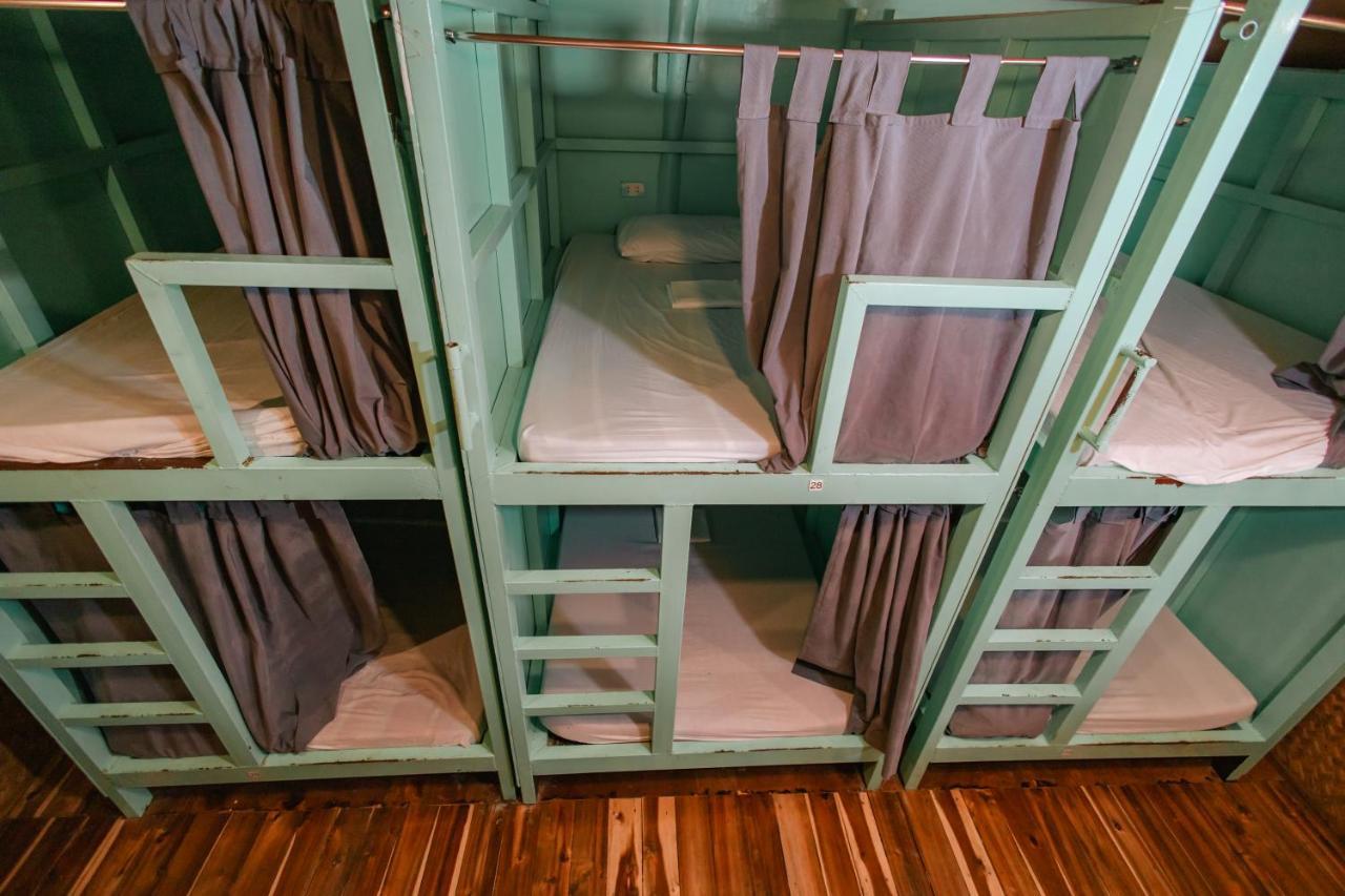 Mad Monkey Hostel Nacpan Beach (Adults Only) El Nido Eksteriør bilde