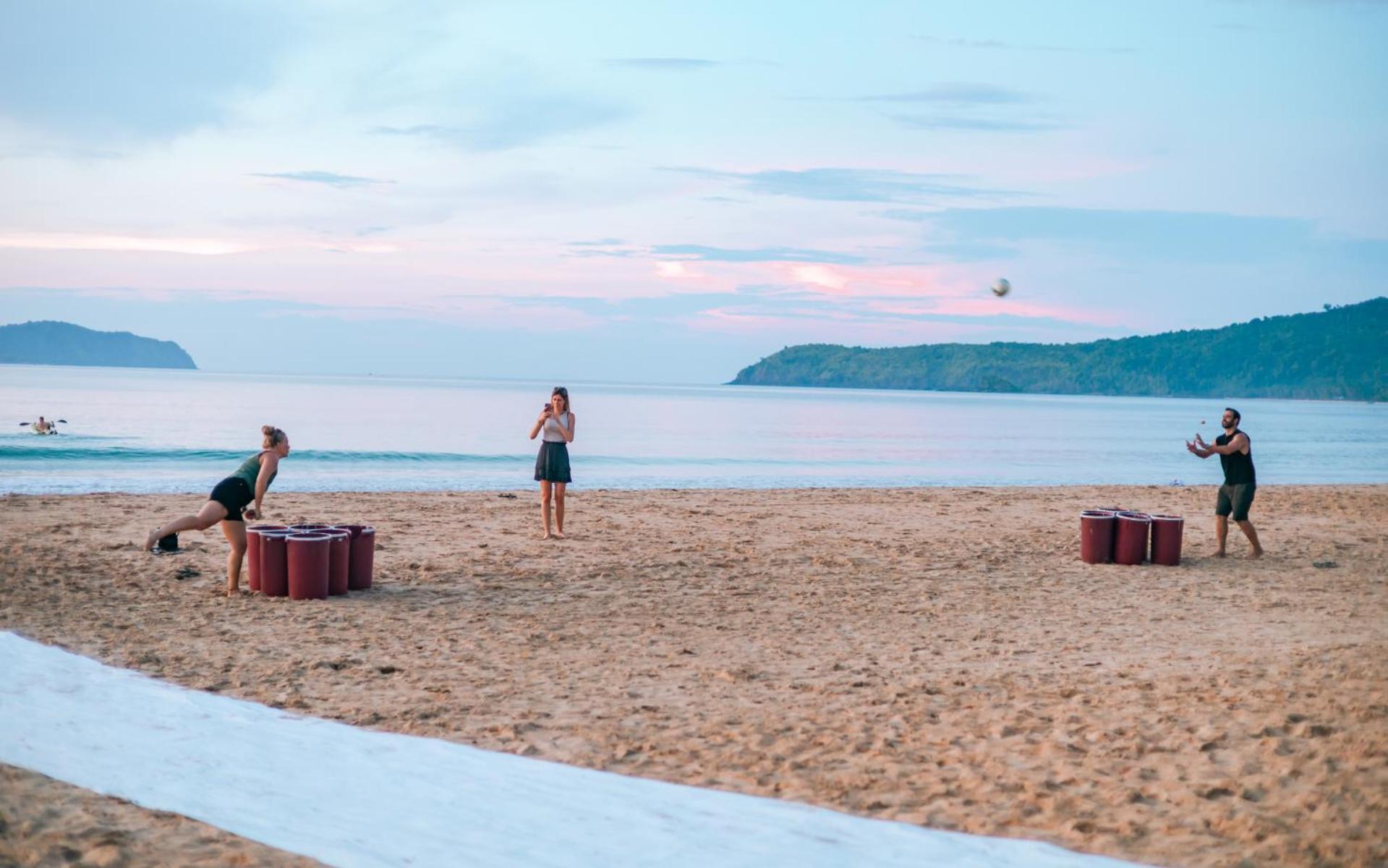 Mad Monkey Hostel Nacpan Beach (Adults Only) El Nido Eksteriør bilde