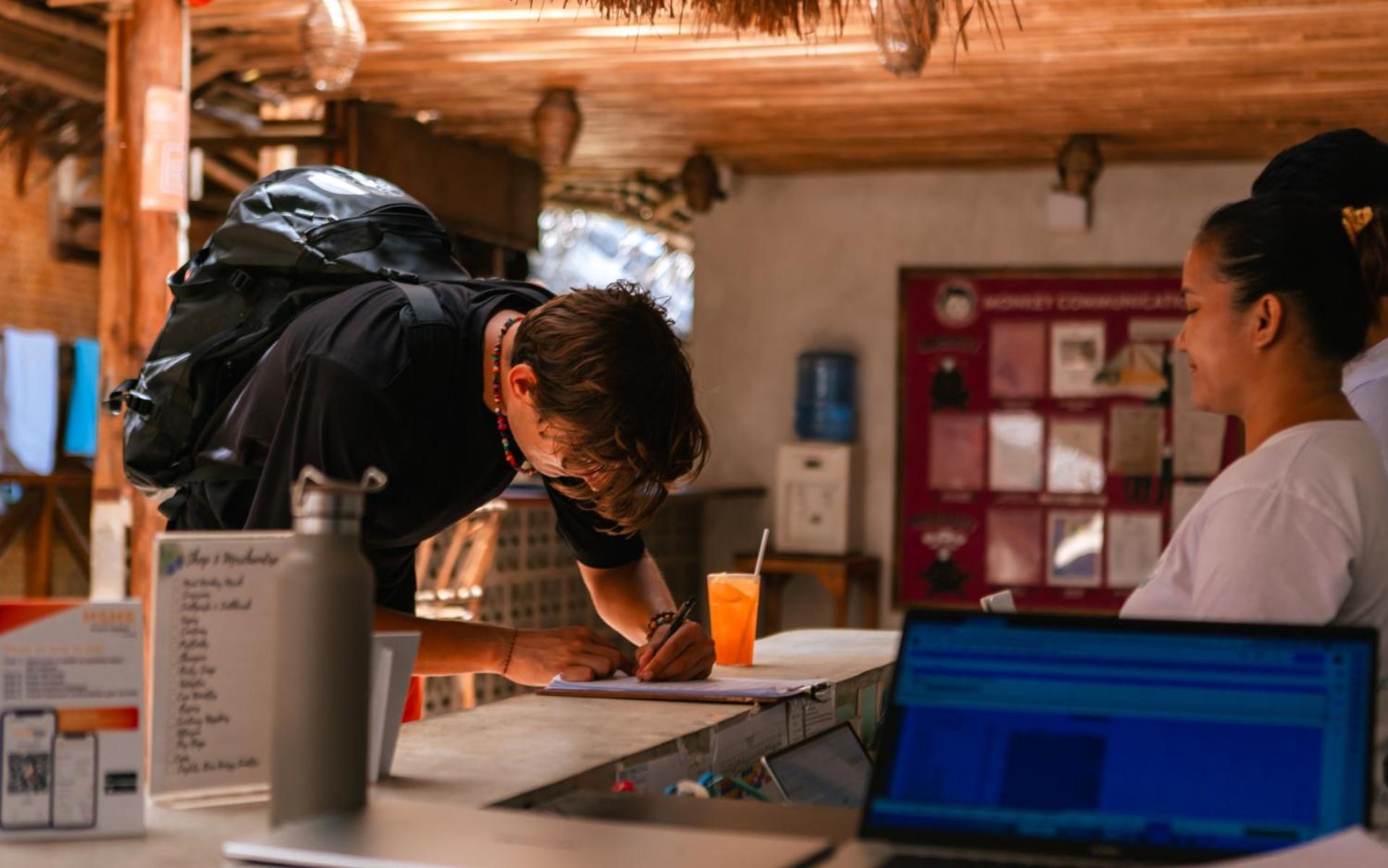 Mad Monkey Hostel Nacpan Beach (Adults Only) El Nido Eksteriør bilde