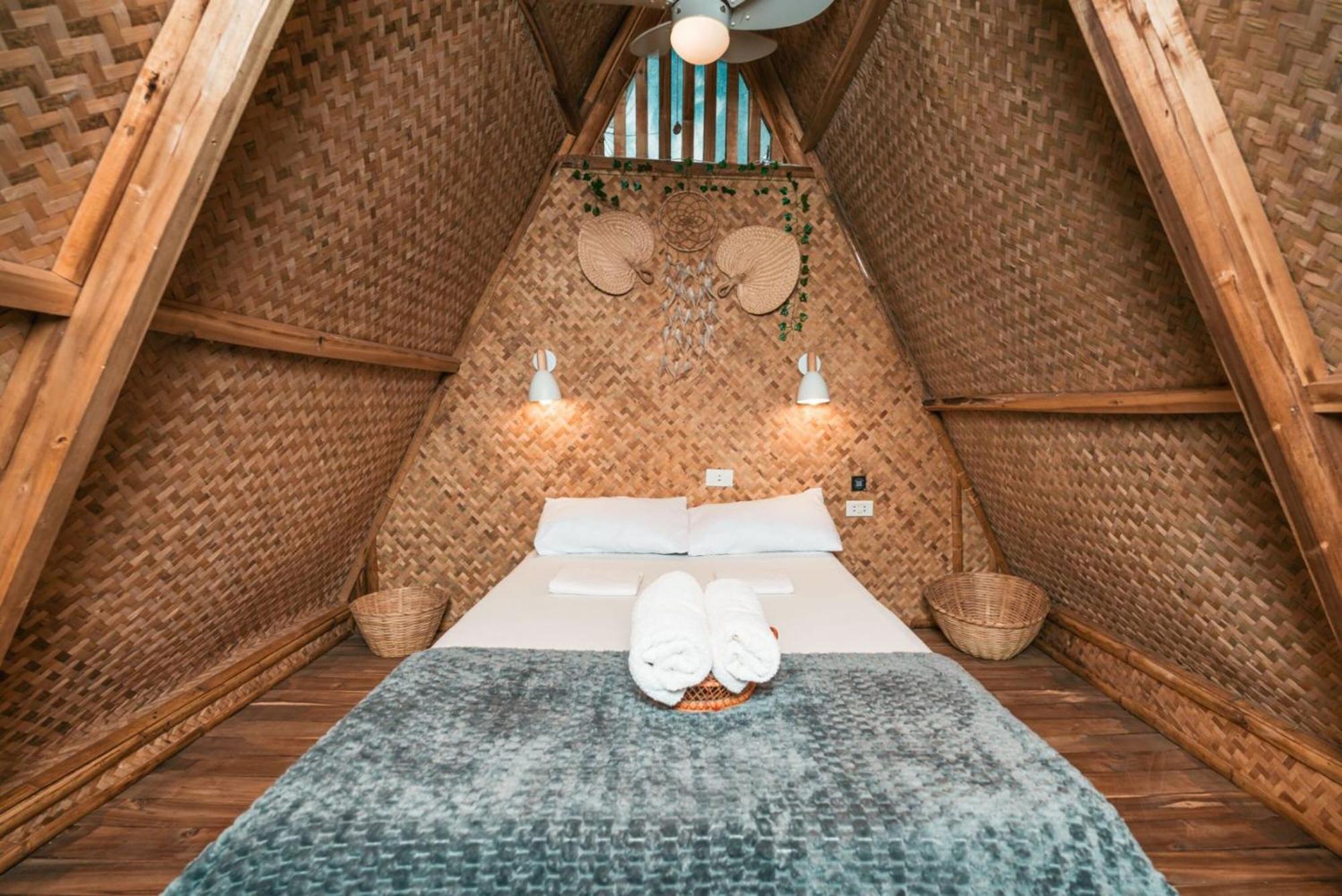 Mad Monkey Hostel Nacpan Beach (Adults Only) El Nido Eksteriør bilde